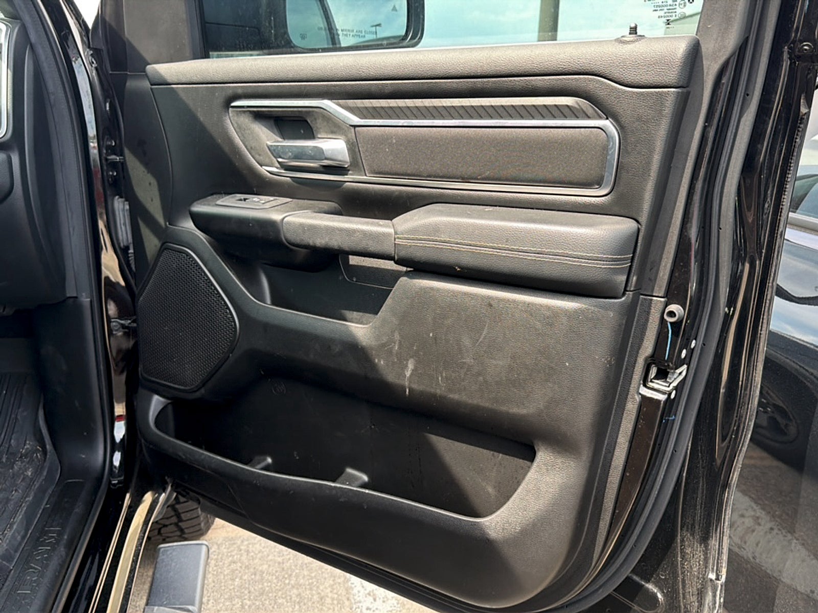 2025 RAM 1500 Big Horn Crew Cab 4x4 5'7" Box