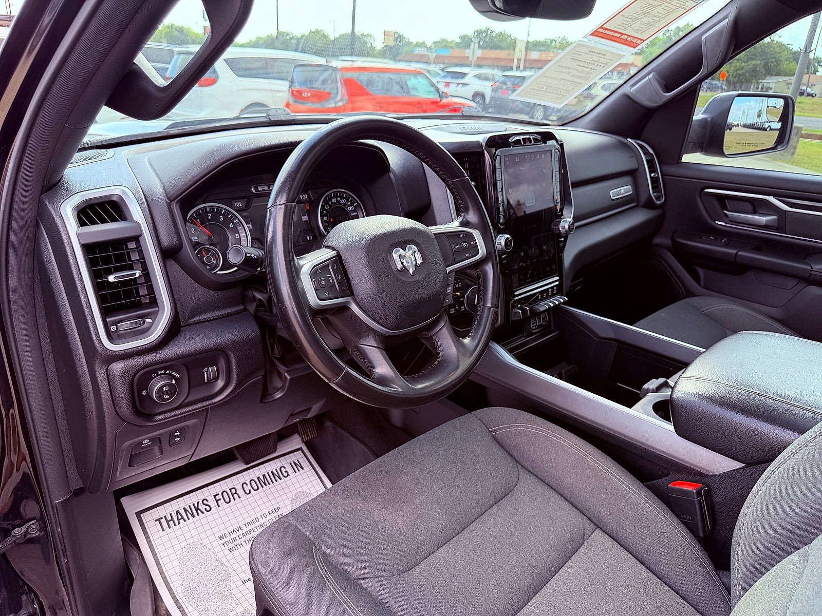 2022 RAM 1500 Lone Star Crew Cab 4x4 5'7" Box