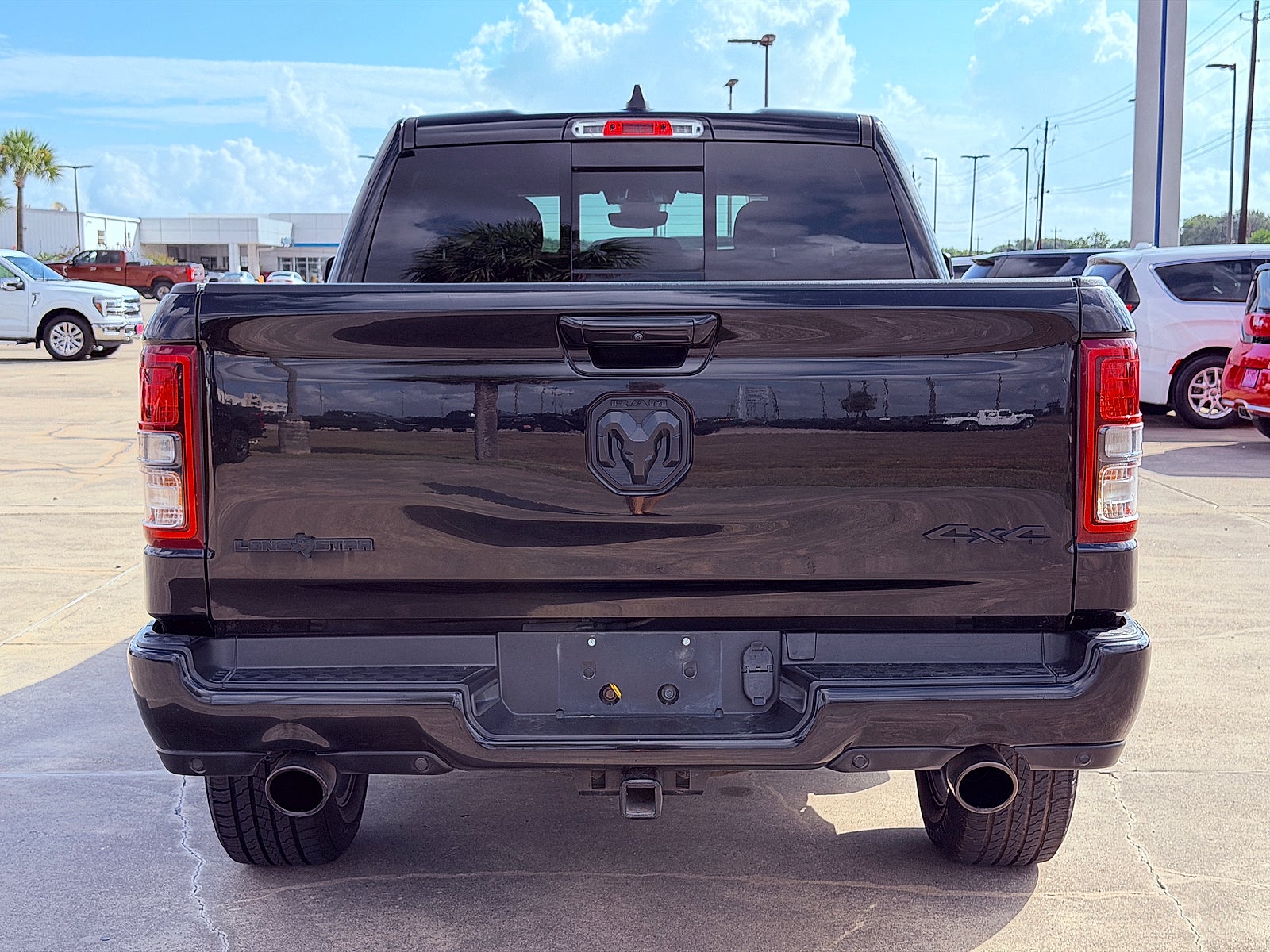 2022 RAM 1500 Lone Star Crew Cab 4x4 5'7" Box