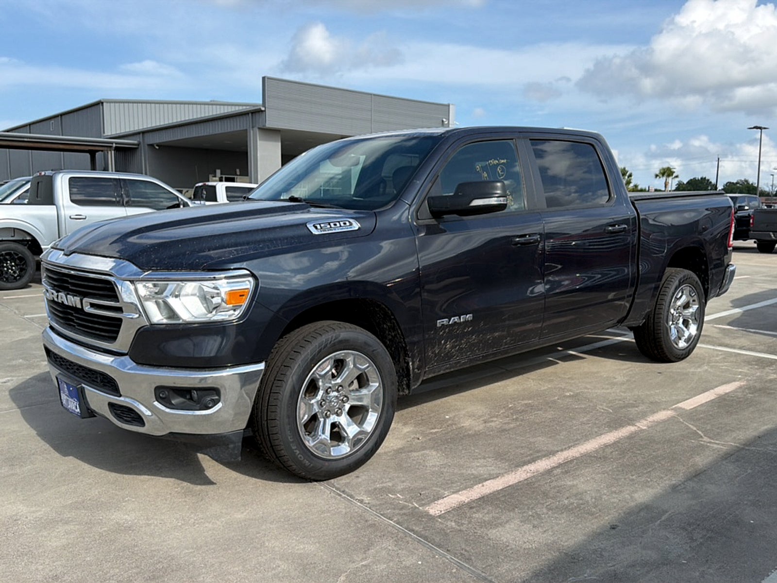 2021 RAM 1500 Big Horn Crew Cab 4x4 5'7" Box