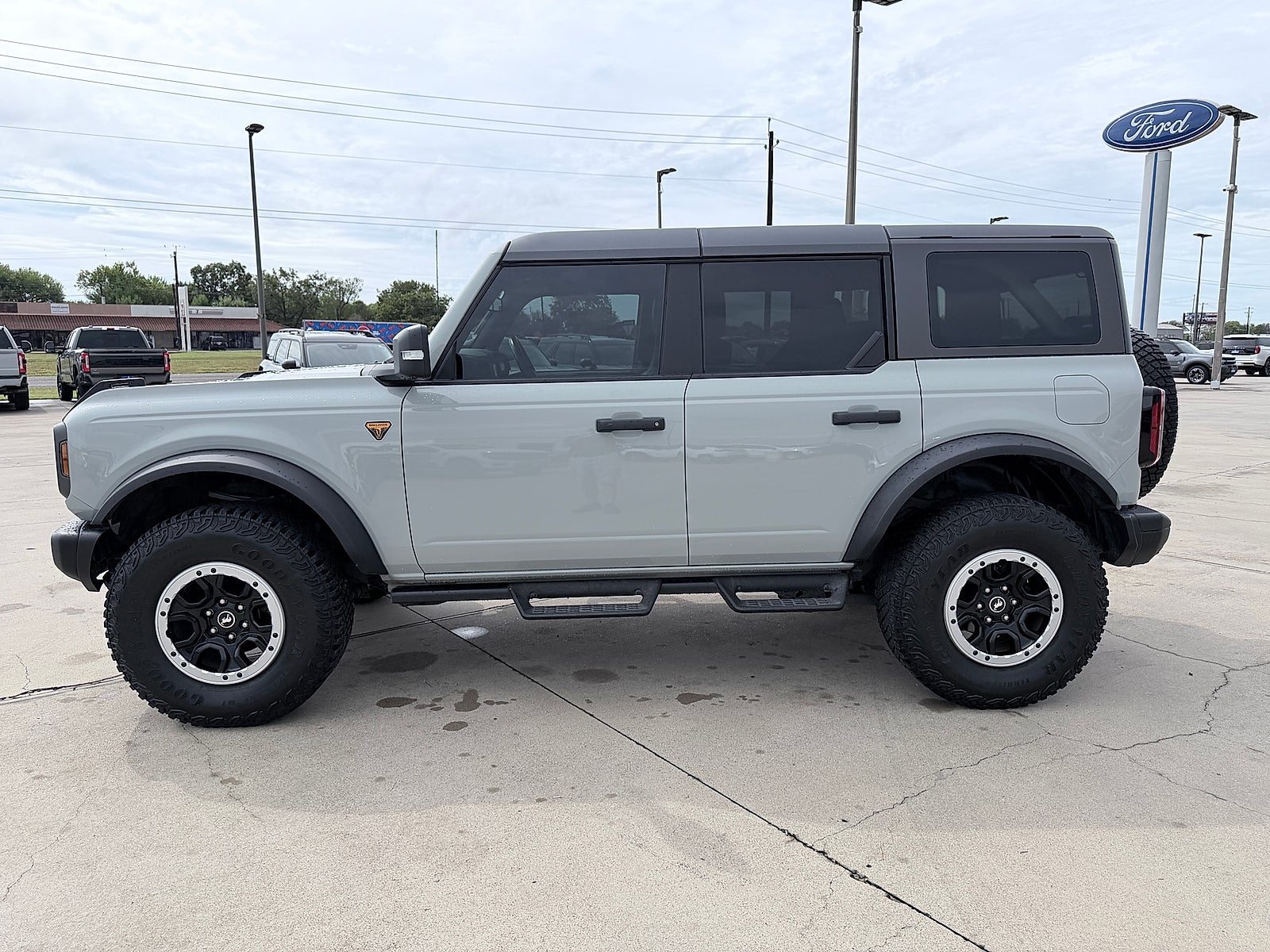 2023 Ford Bronco Badlands