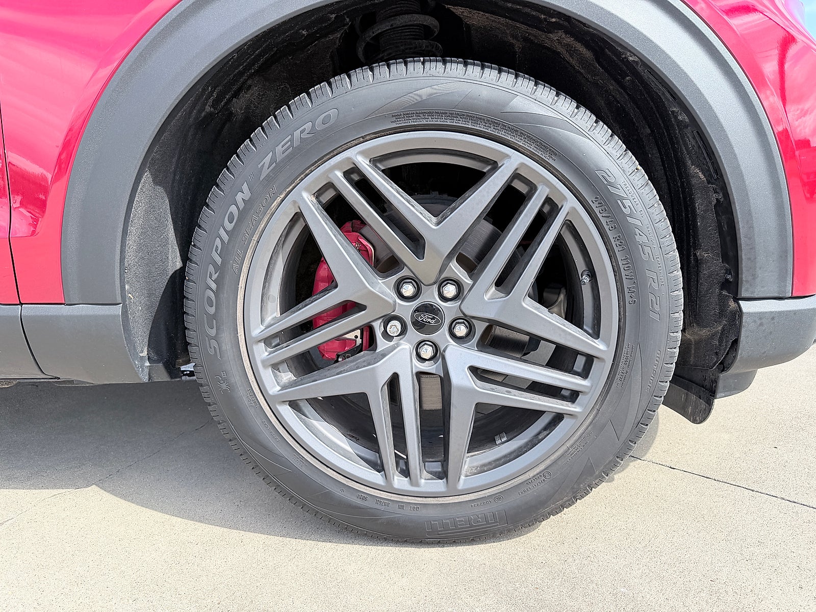 2025 Ford Explorer ST