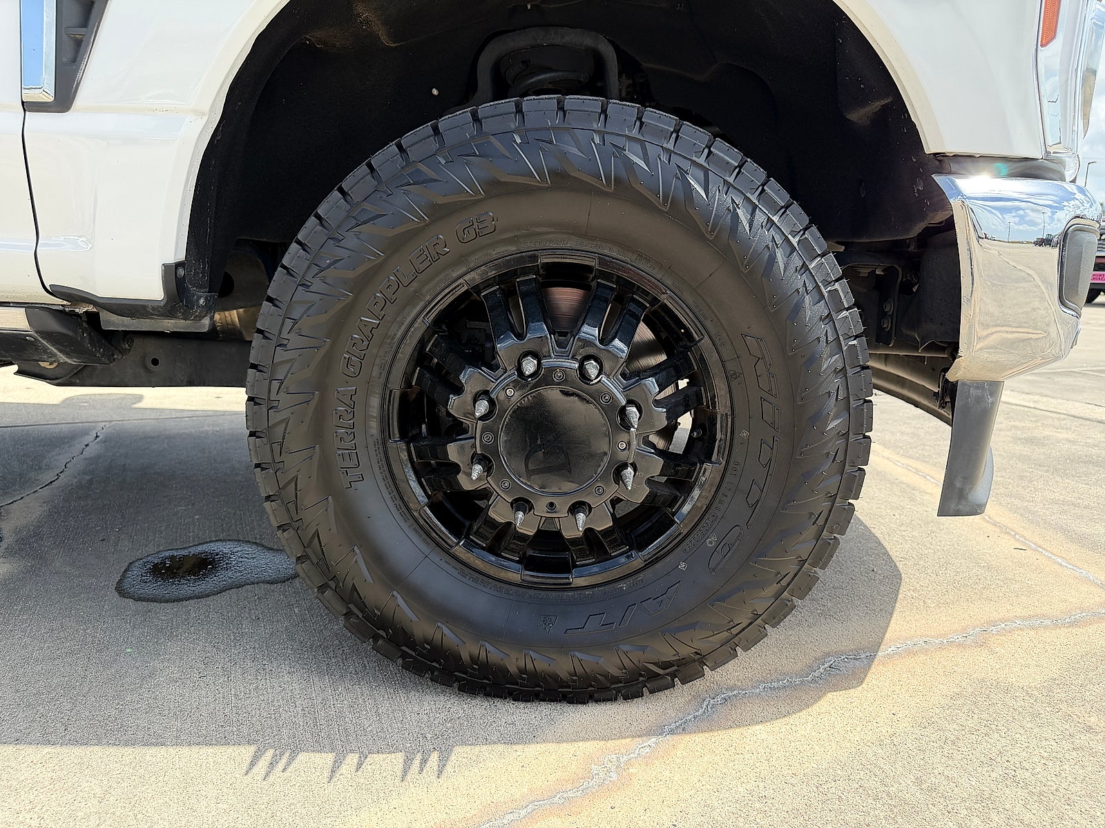 2023 Ford F-350 LARIAT