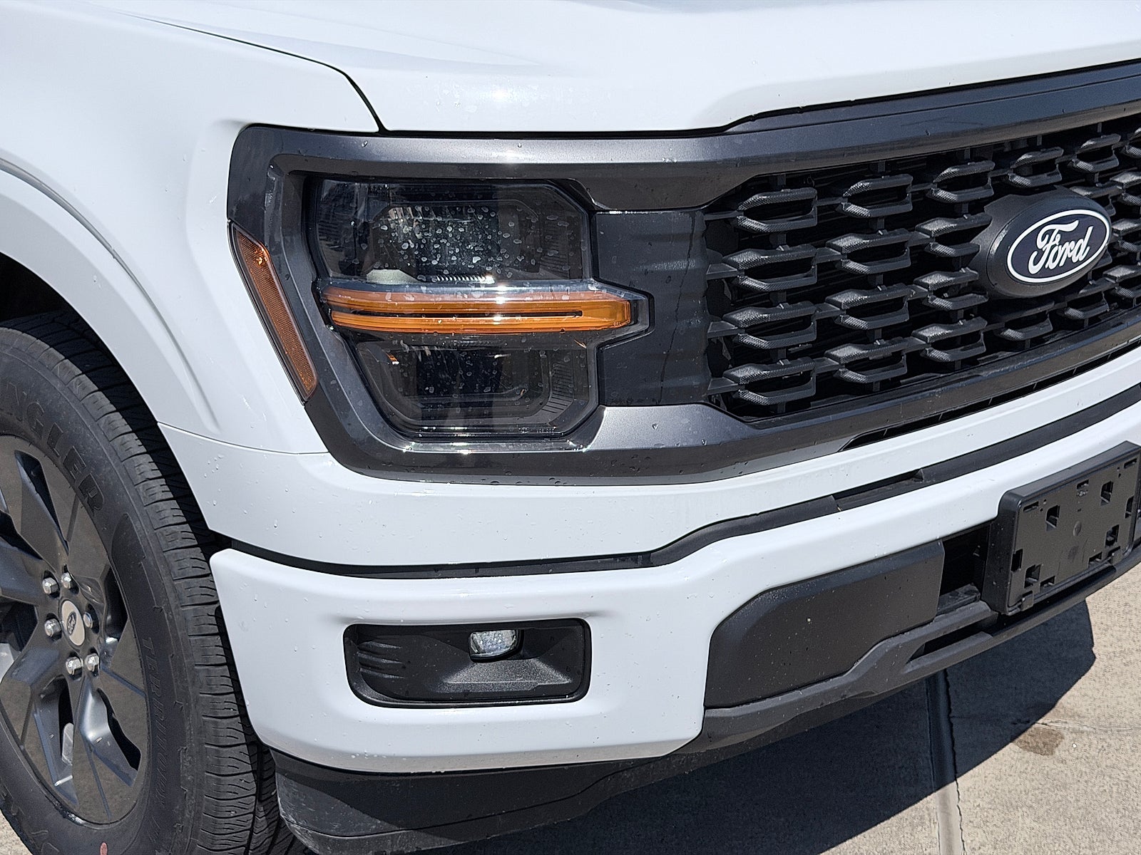 2025 Ford F-150 STX