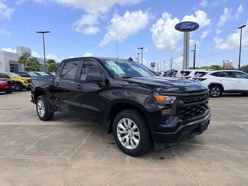 2022 Chevrolet Silverado 1500 2WD Crew Cab Short Bed Custom