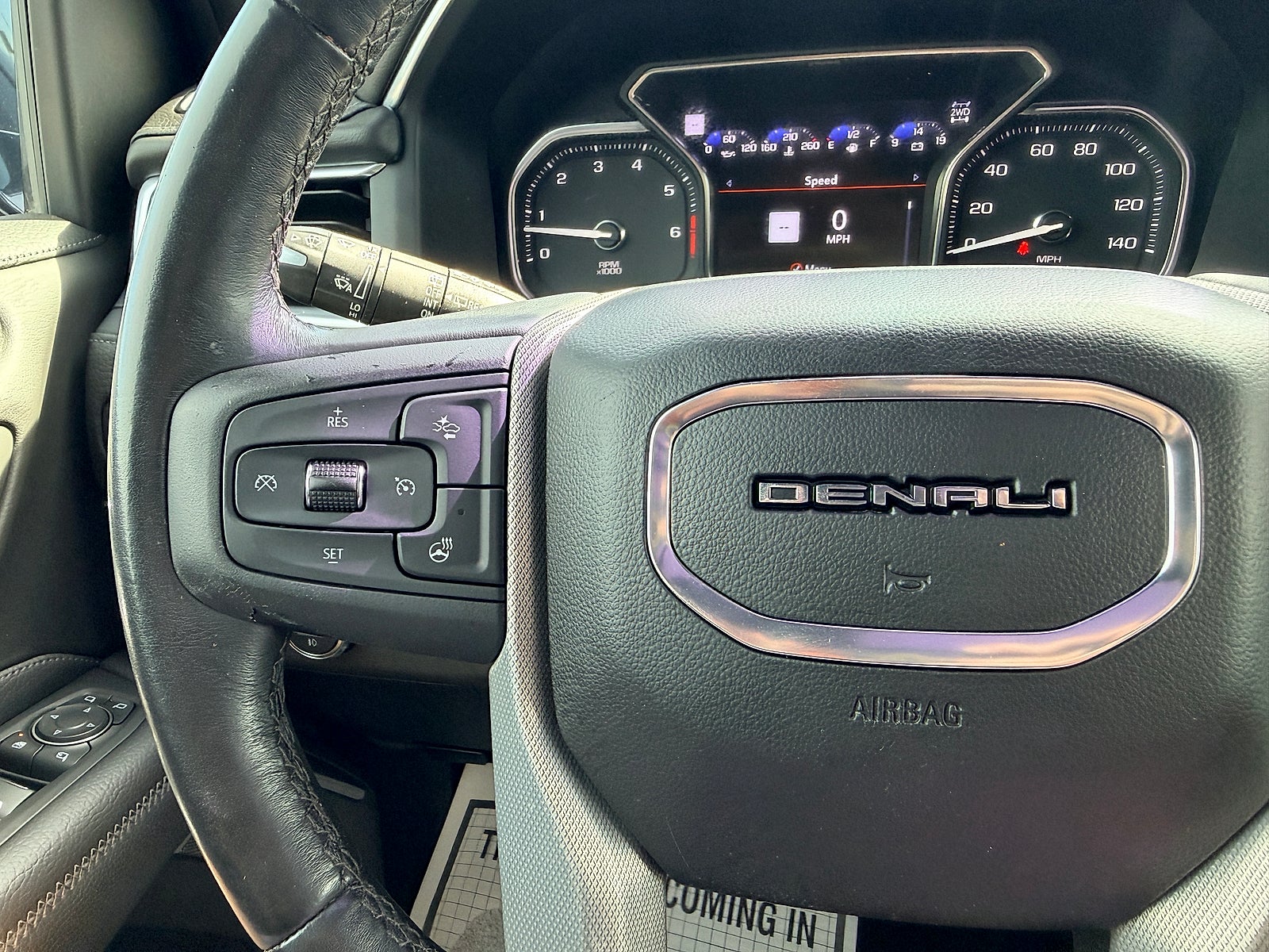 2021 GMC Yukon XL 4WD Denali