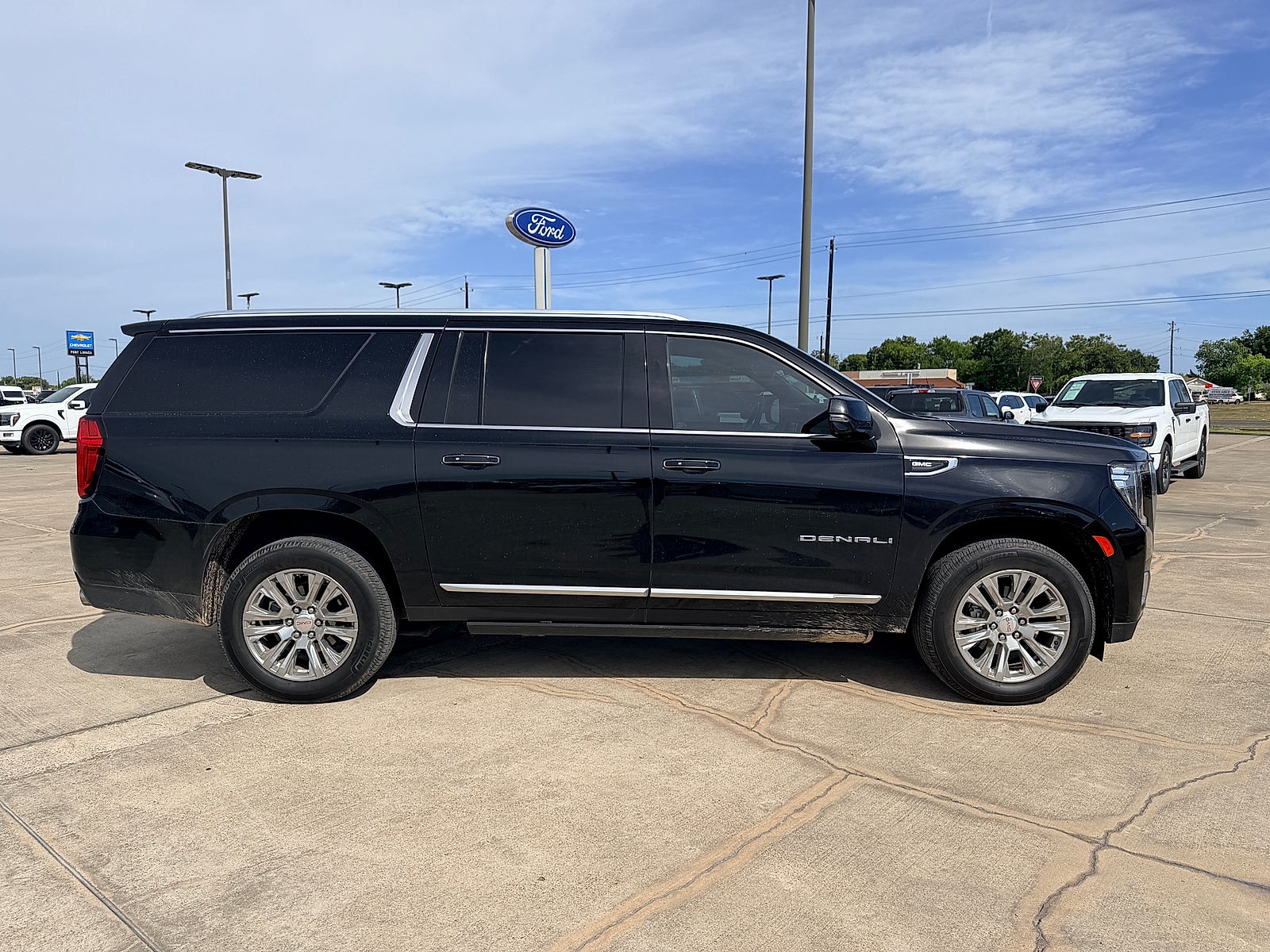 2021 GMC Yukon XL 4WD Denali