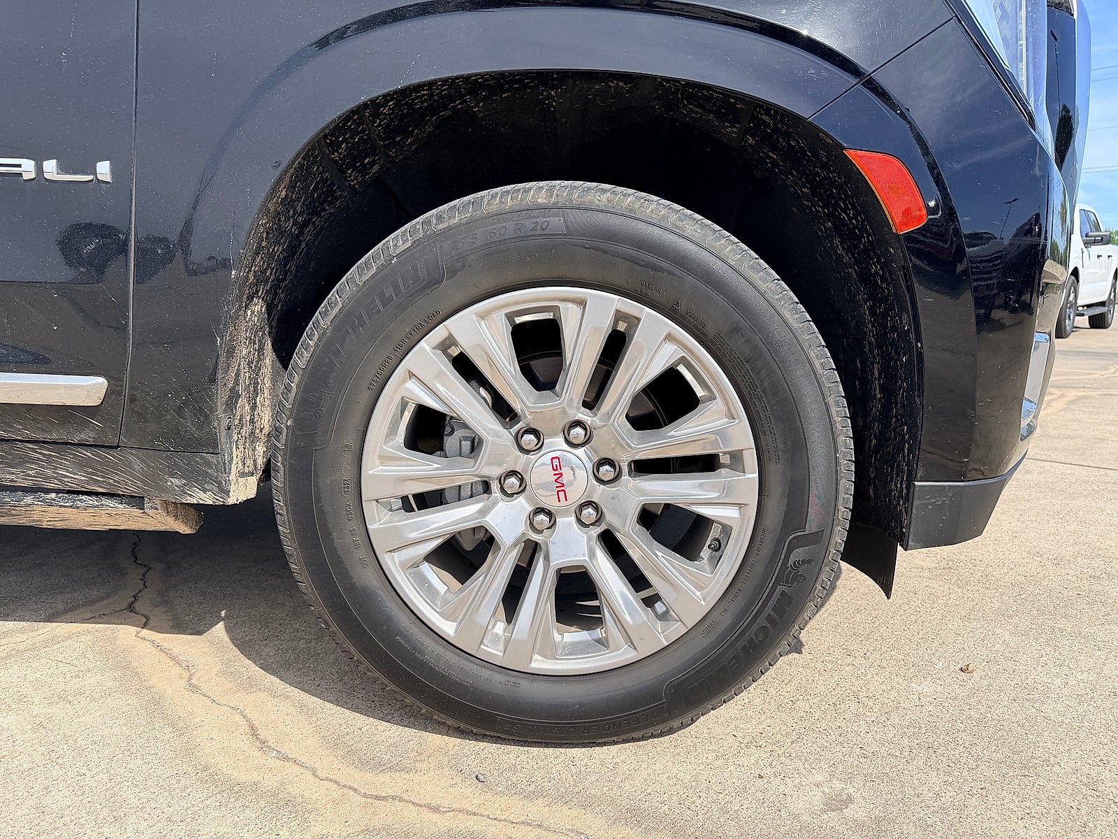 2021 GMC Yukon XL 4WD Denali