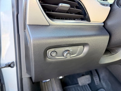 2023 Chevrolet Traverse FWD LS