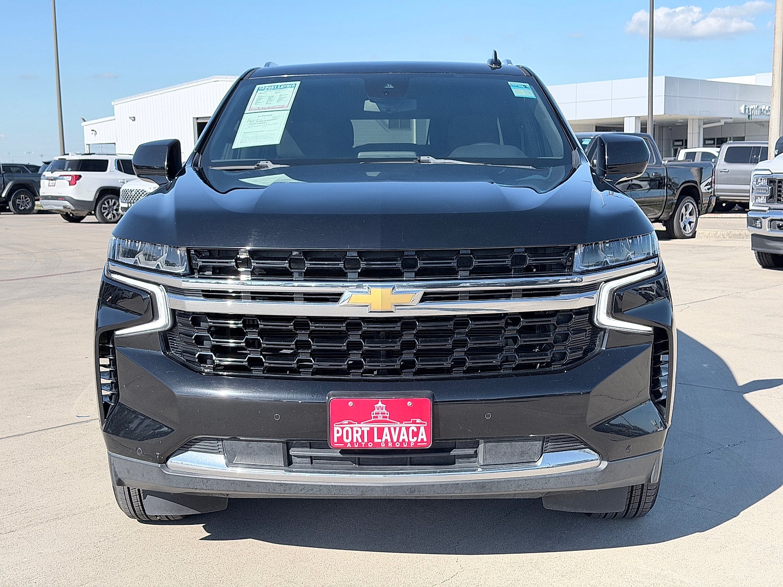 2023 Chevrolet Suburban 2WD LS