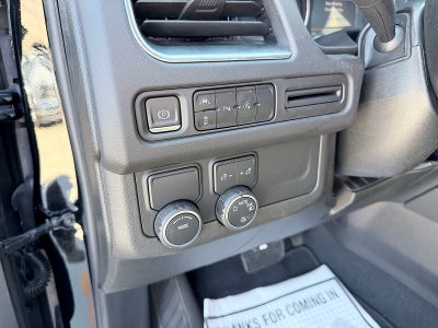 2023 Chevrolet Suburban 2WD LS