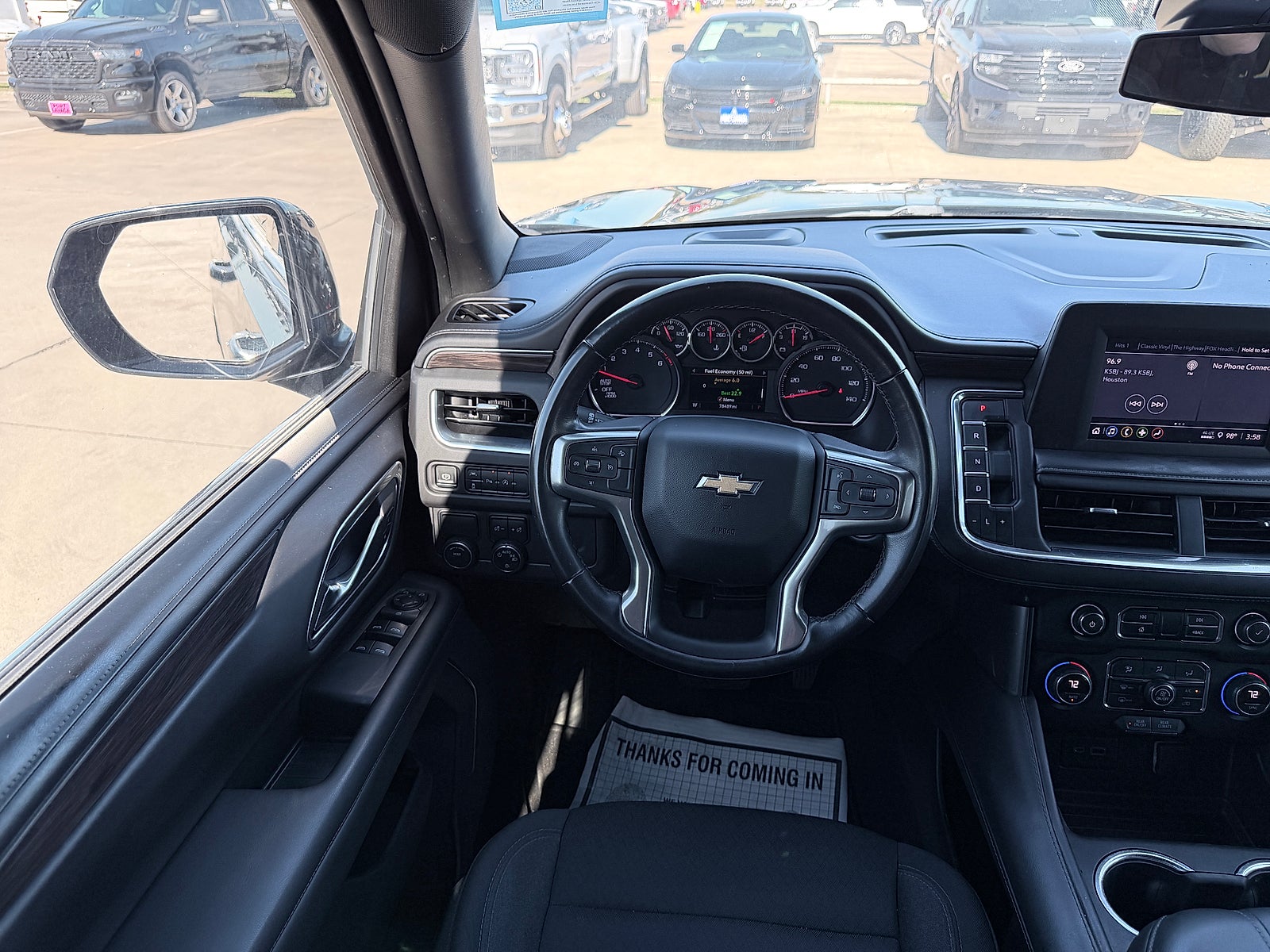 2023 Chevrolet Suburban 2WD LS
