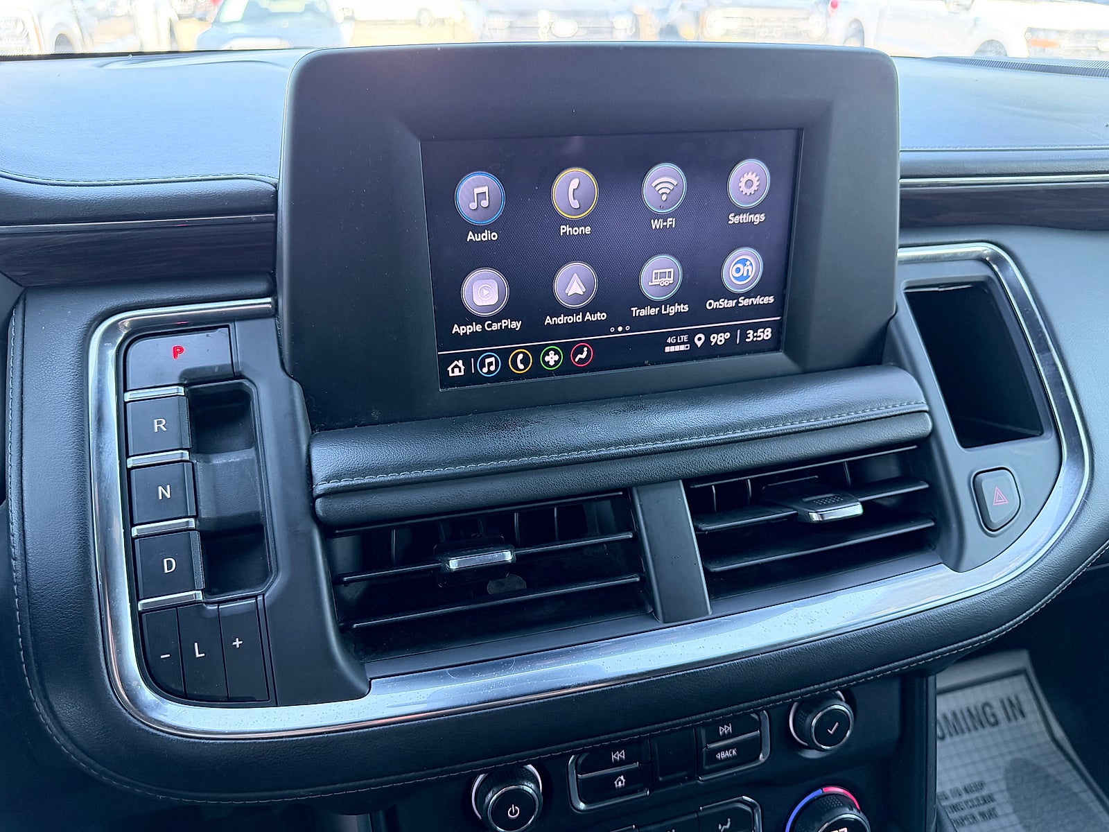 2023 Chevrolet Suburban 2WD LS
