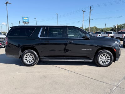 2023 Chevrolet Suburban 2WD LS