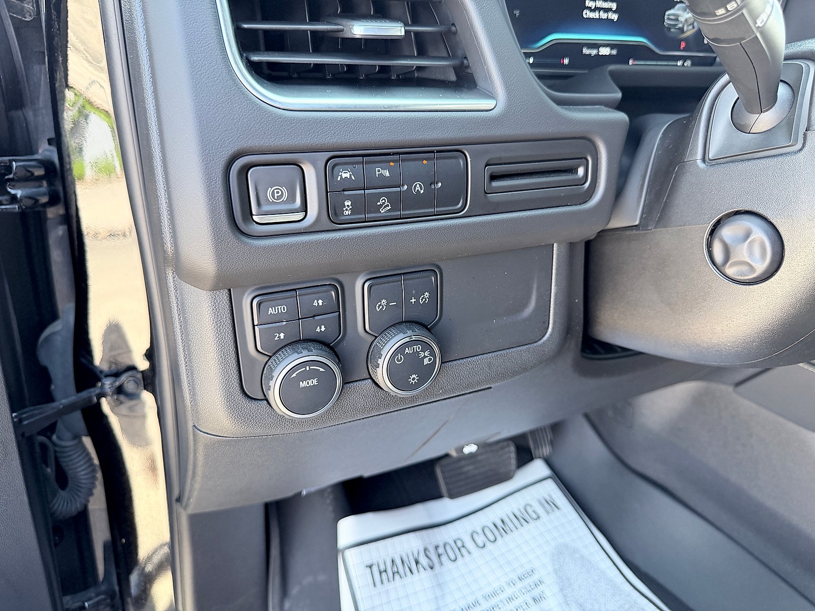 2023 Chevrolet Tahoe 4WD Premier