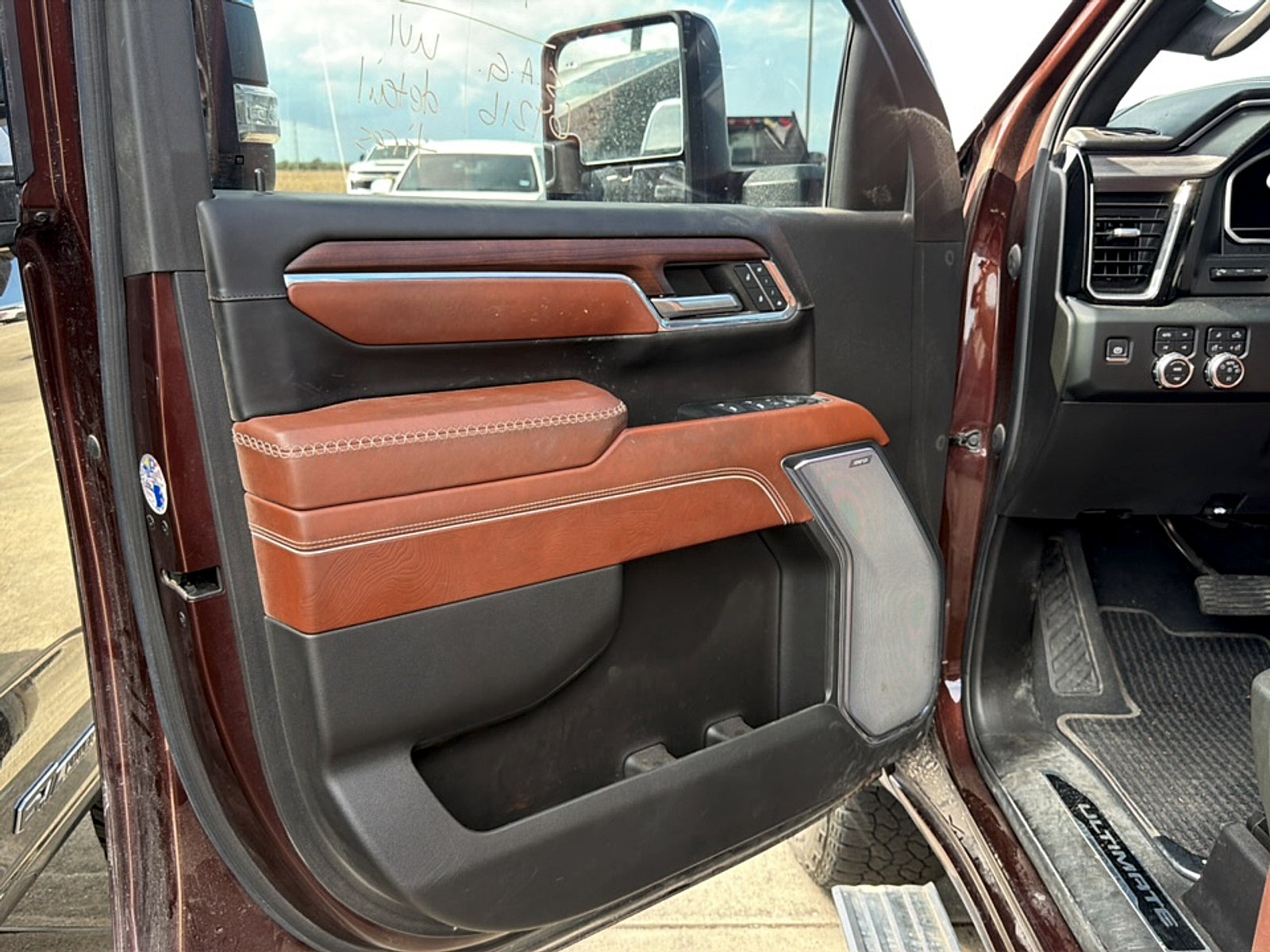 2024 GMC Sierra 2500HD 4WD Crew Cab Standard Bed Denali Ultimate