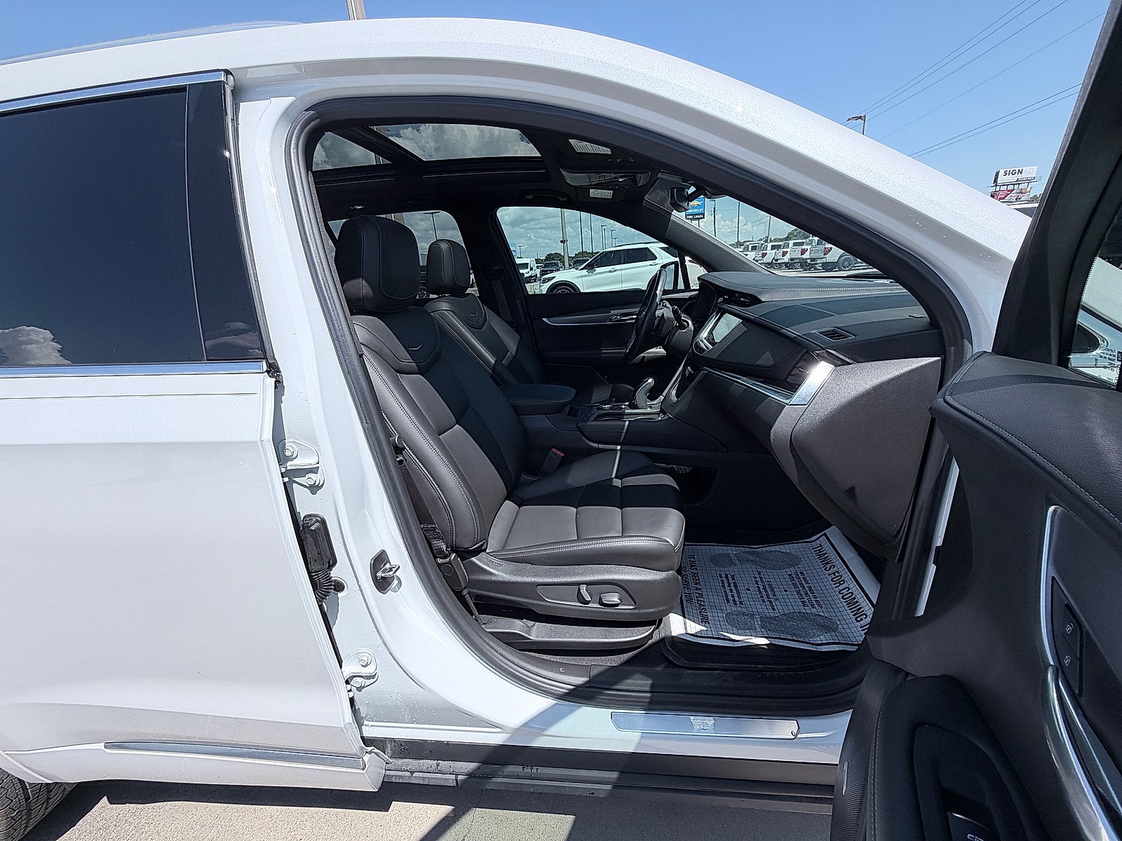 2023 Cadillac XT6 FWD Luxury