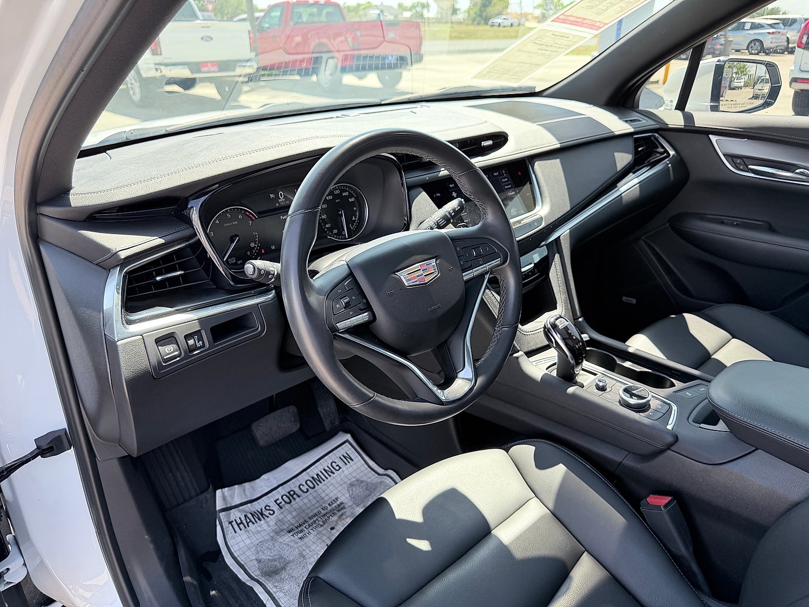 2023 Cadillac XT6 FWD Luxury