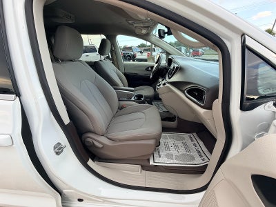 2020 Chrysler Pacifica Touring
