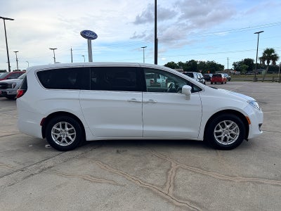 2020 Chrysler Pacifica Touring