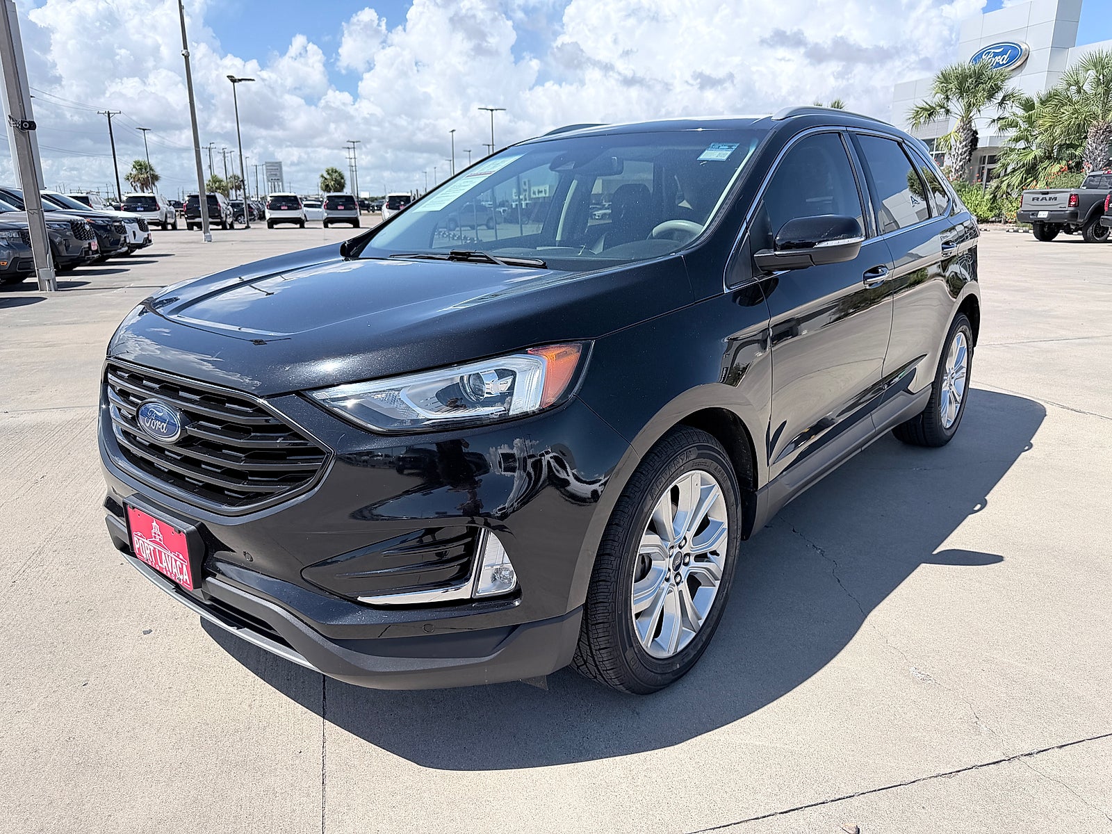 2020 Ford Edge Titanium