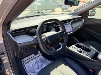 2026 Jeep Cherokee Laredo 4x4