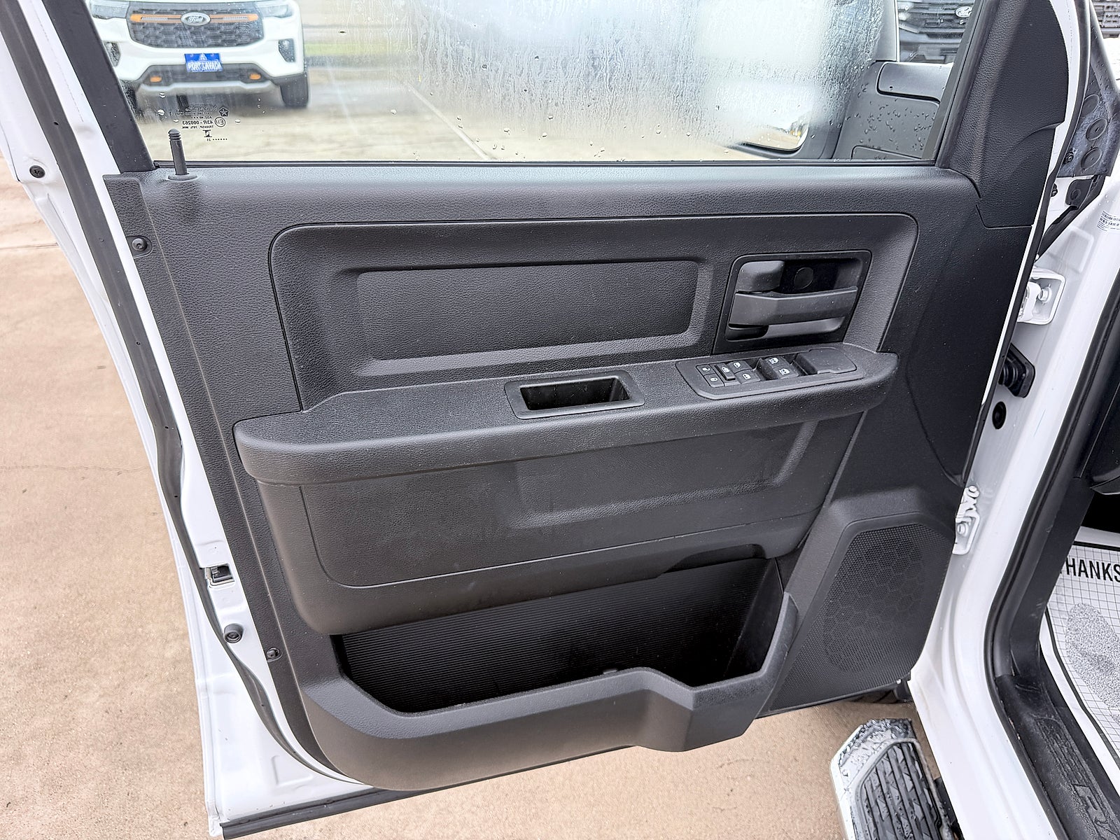 2025 RAM 2500 Tradesman Crew Cab 4x4 6'4" Box