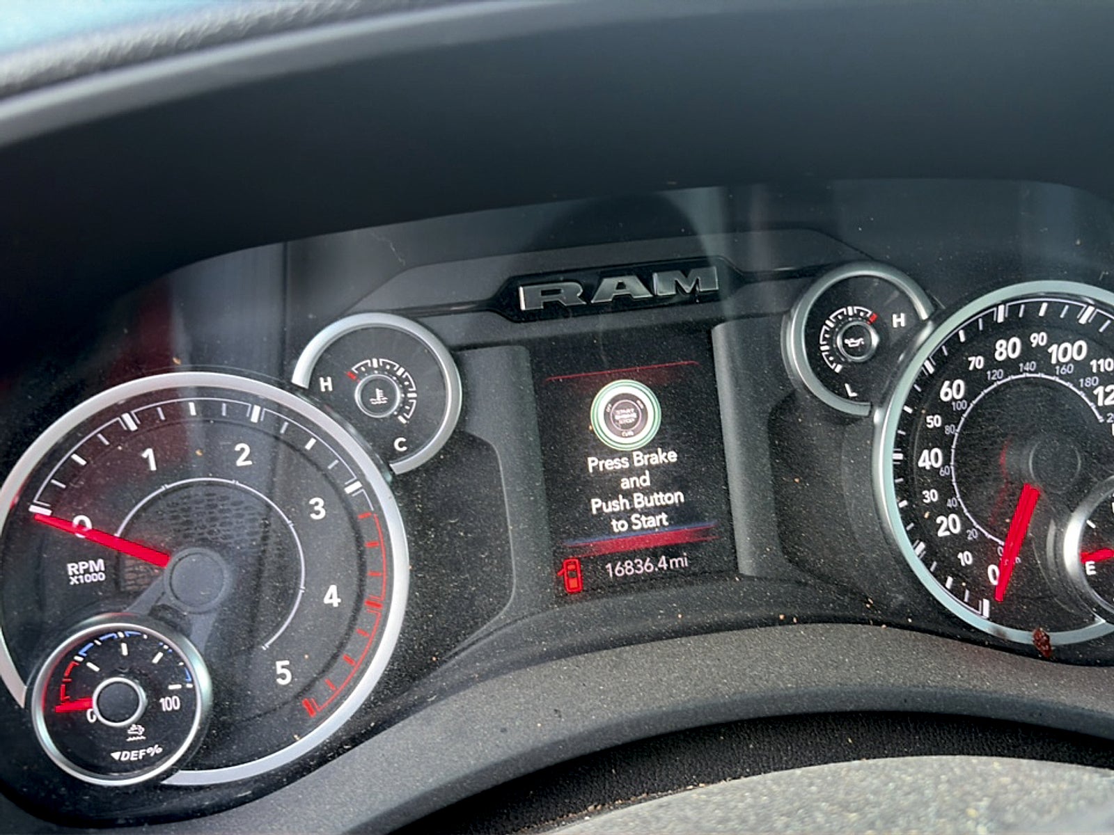 2025 RAM 2500 Tradesman Crew Cab 4x4 6'4" Box