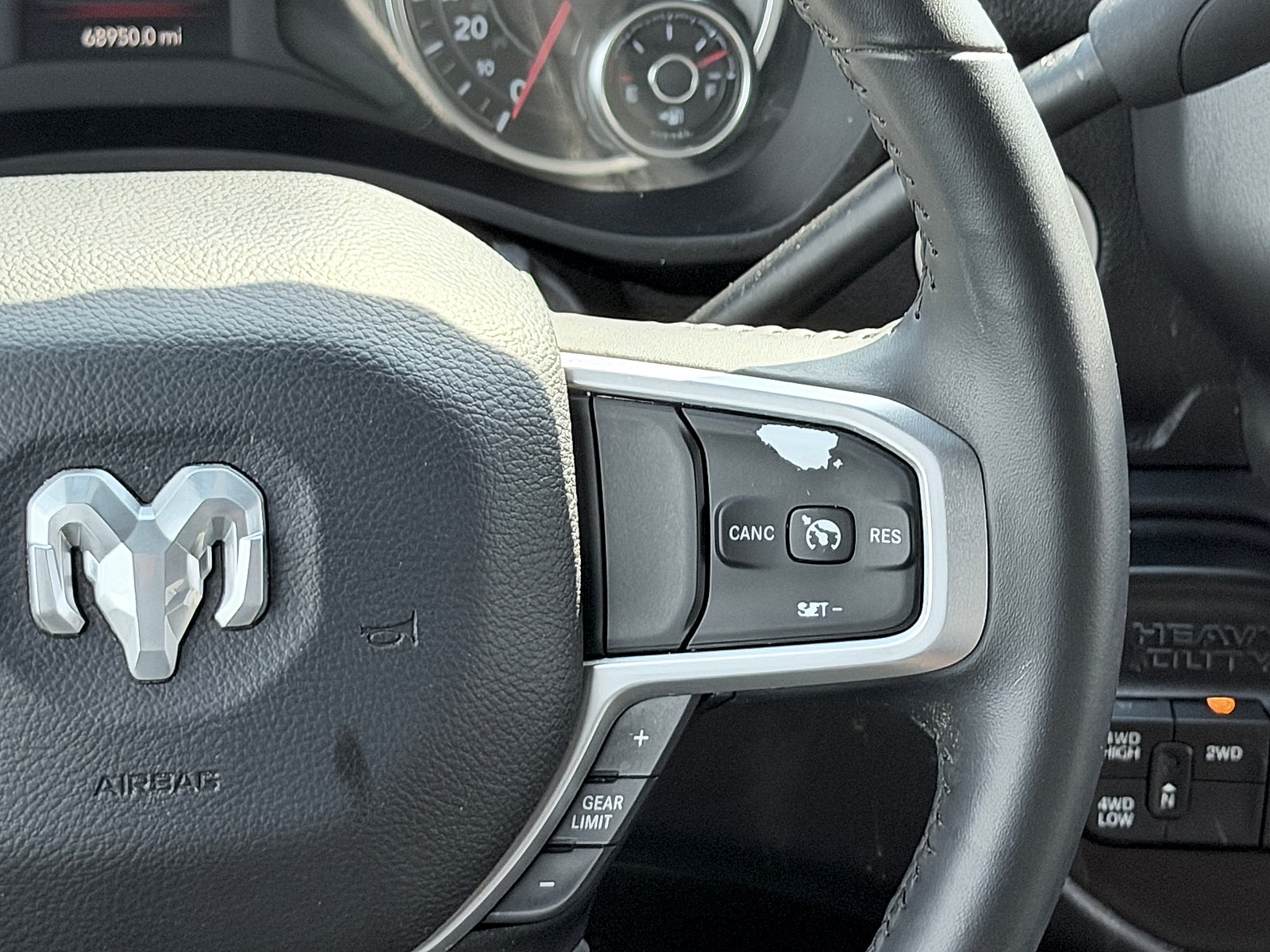 2024 RAM 3500 Big Horn Crew Cab 4x4 8' Box