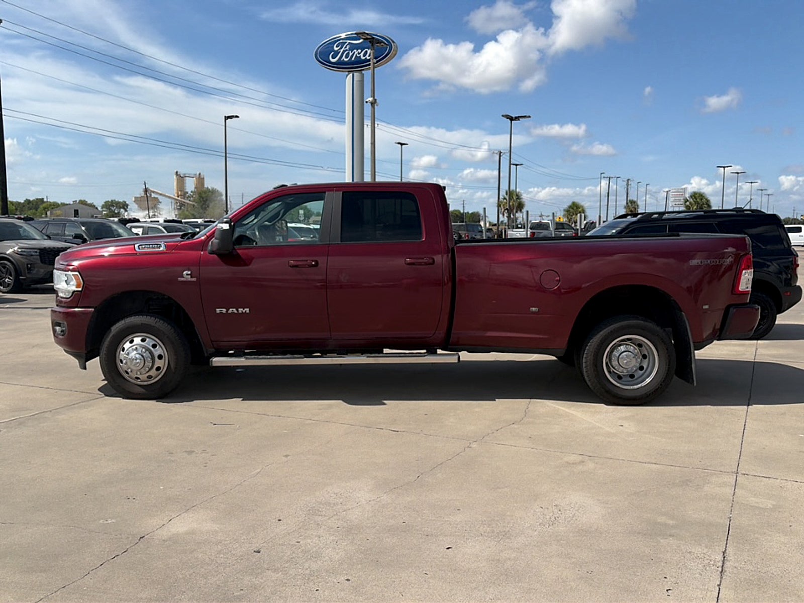2024 RAM 3500 Big Horn Crew Cab 4x4 8' Box