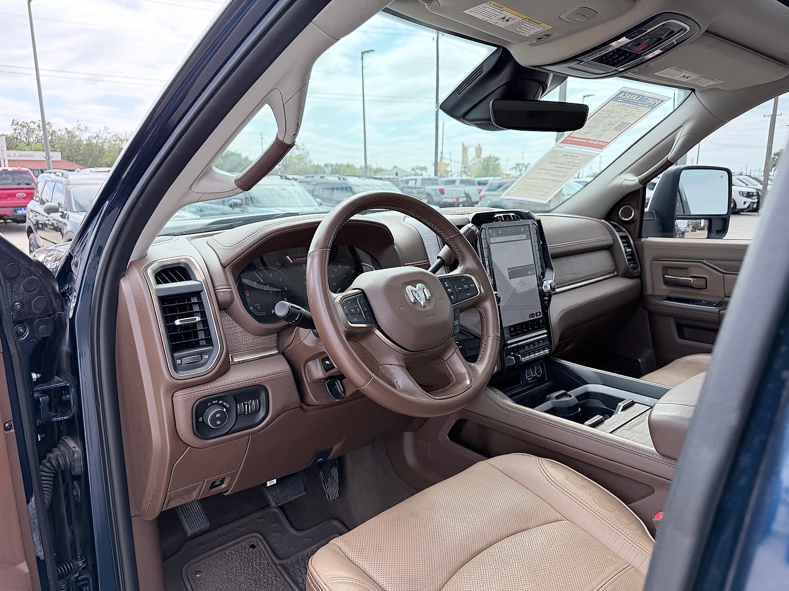 2024 RAM 3500 Limited Longhorn Crew Cab 4x4 8' Box