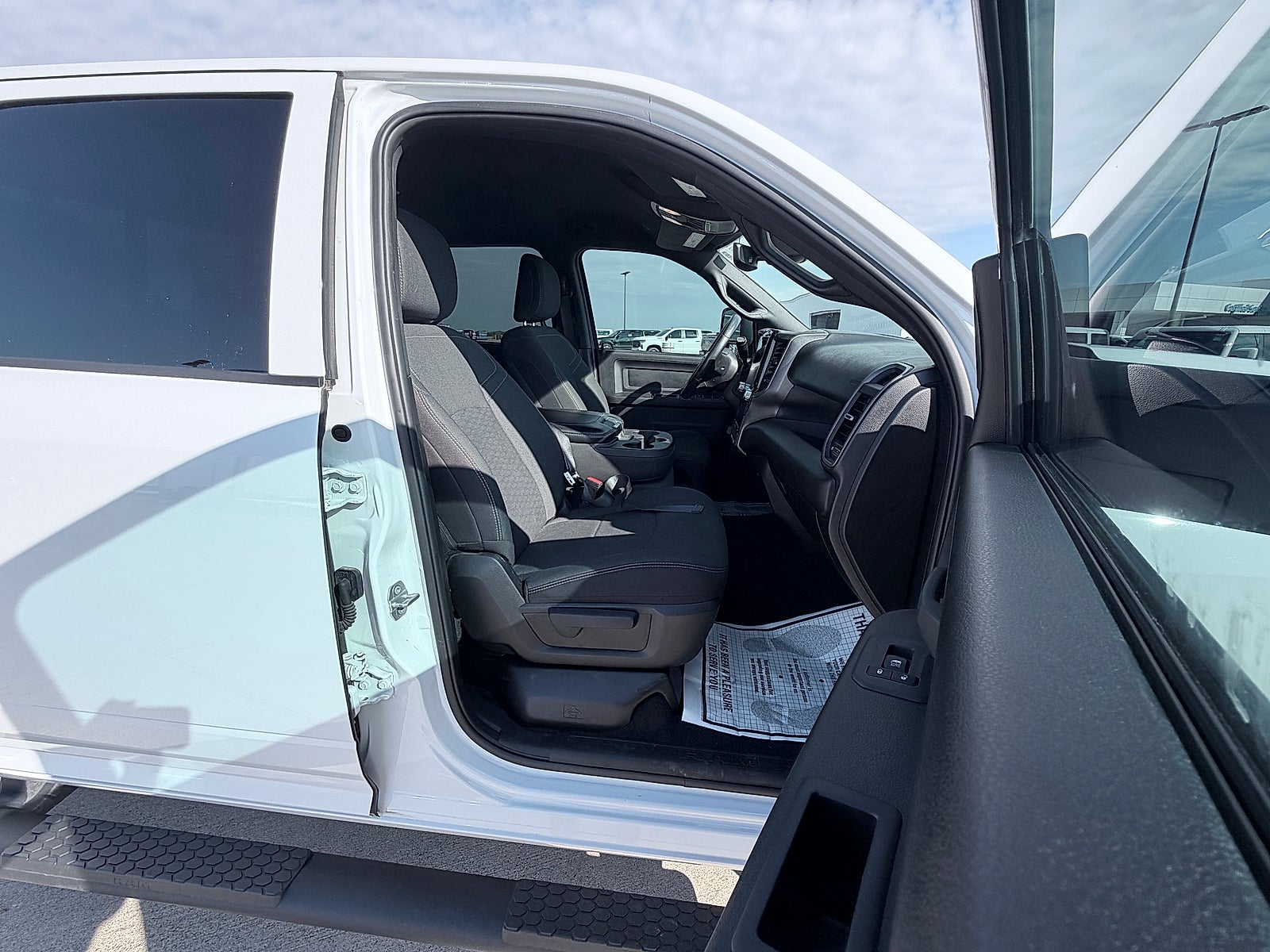 2025 RAM 2500 Tradesman Crew Cab 4x4 6'4" Box