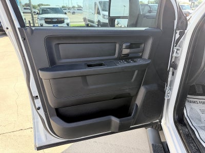 2025 RAM 2500 Tradesman Crew Cab 4x4 6'4" Box