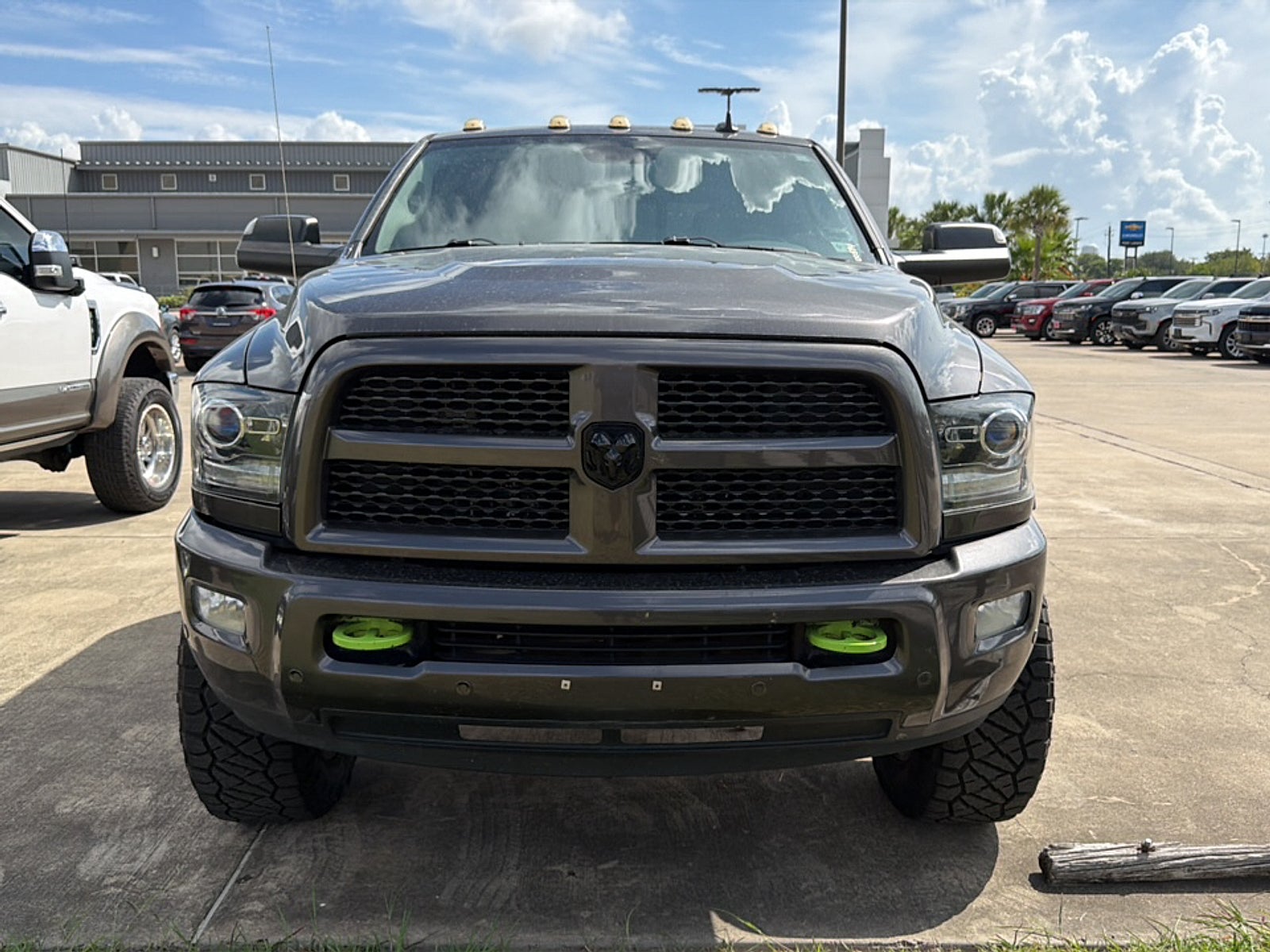2017 RAM 2500 Laramie Crew Cab 4x4 6'4" Box