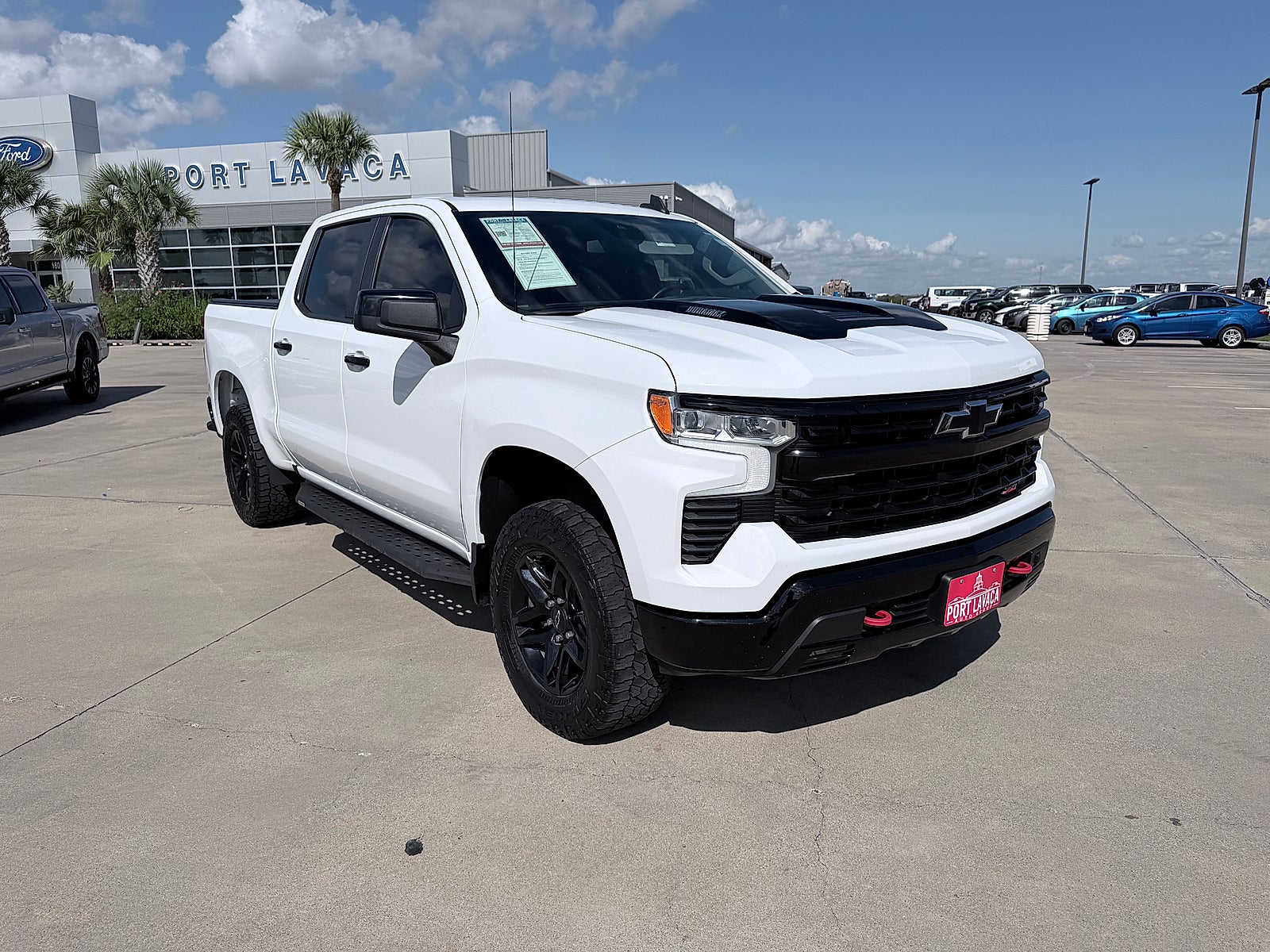 2023 Chevrolet Silverado 1500 4WD Crew Cab Short Bed LT Trail Boss