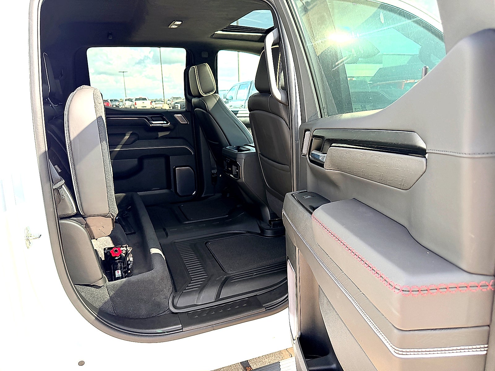 2023 GMC Sierra 1500 4WD Crew Cab Short Box AT4X