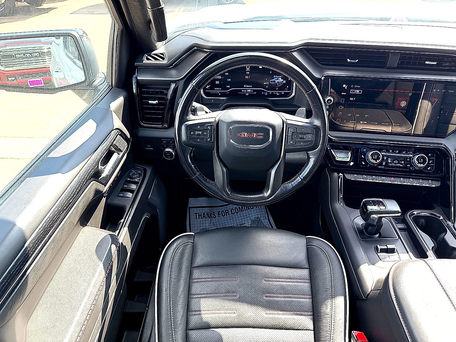 2023 GMC Sierra 1500 4WD Crew Cab Short Box AT4X