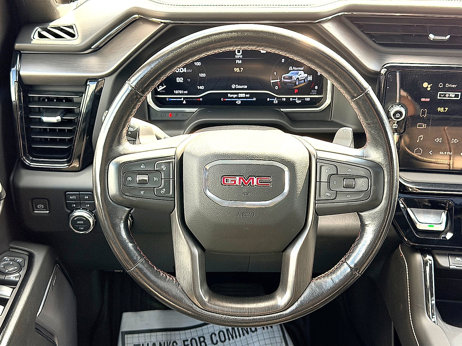 2023 GMC Sierra 1500 4WD Crew Cab Short Box AT4X