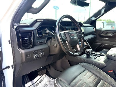 2023 GMC Sierra 1500 4WD Crew Cab Short Box AT4X