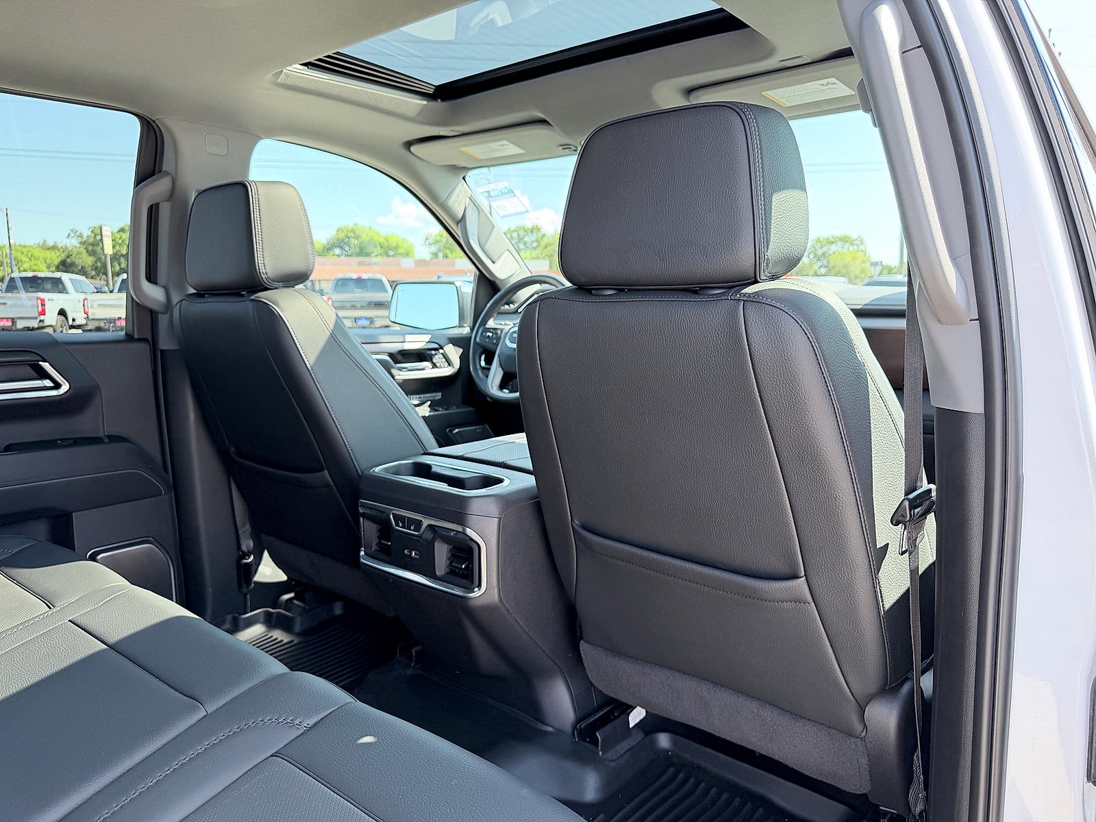 2024 GMC Sierra 1500 4WD Crew Cab Short Box Denali