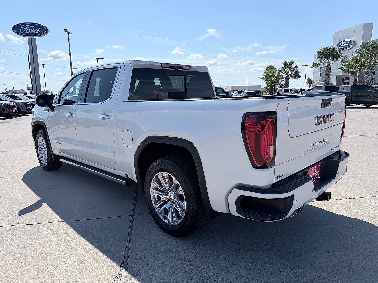 2024 GMC Sierra 1500 4WD Crew Cab Short Box Denali
