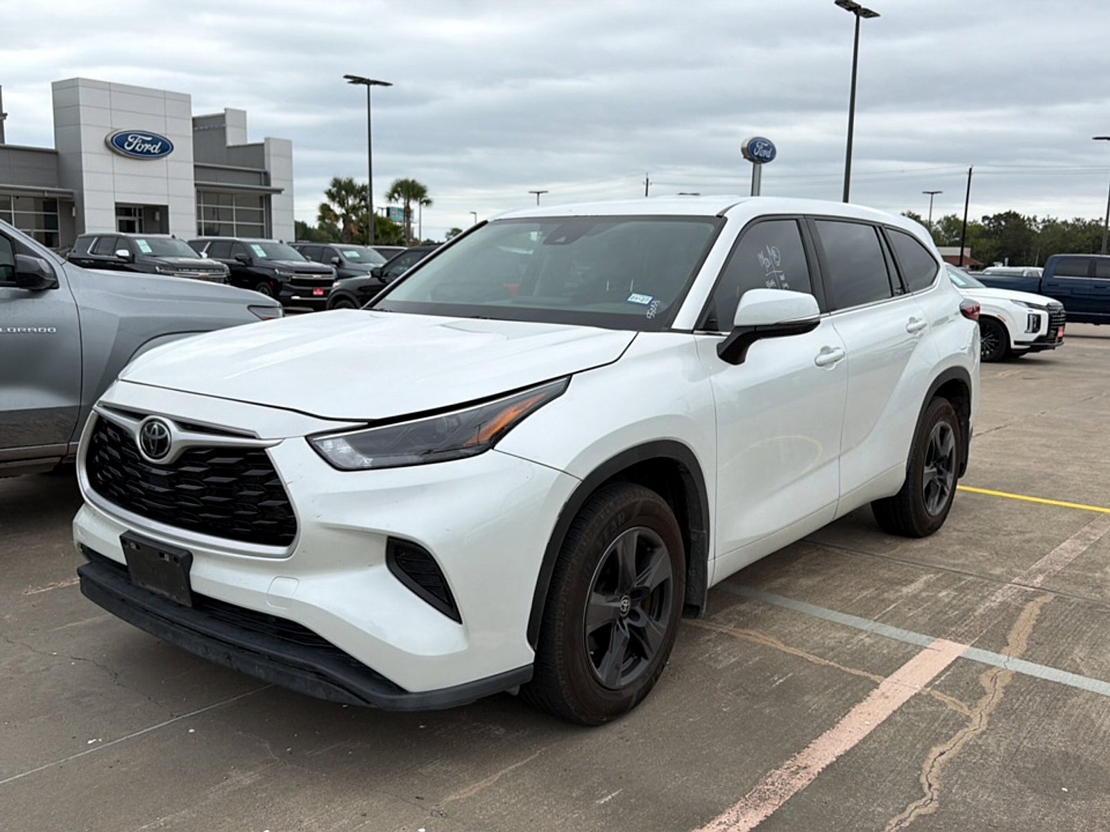 2023 Toyota Highlander L