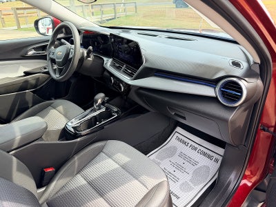 2025 Chevrolet Trax FWD LT